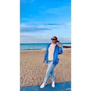 Meet your Posher, Dana